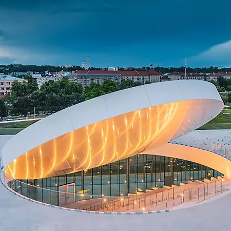 דירה Vincent Heritage Appartments - Near Clinic, Arena And Stadium *