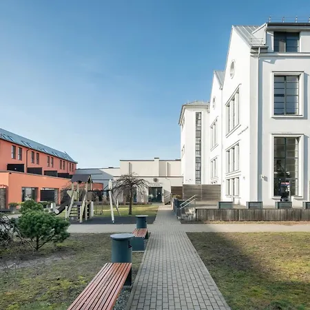 Vincent Heritage Appartments - Near Clinic, Arena And Stadium דירה