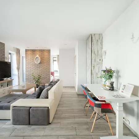 Apartment Heritage Near Station, Arena And Stadium *