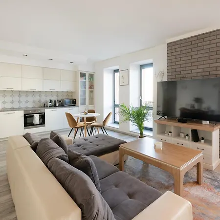 Heritage Near Station, Arena And Stadium Apartment Kaunas