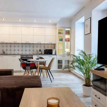 Daire Vincent Heritage Appartments - Near Clinic, Arena And Stadium