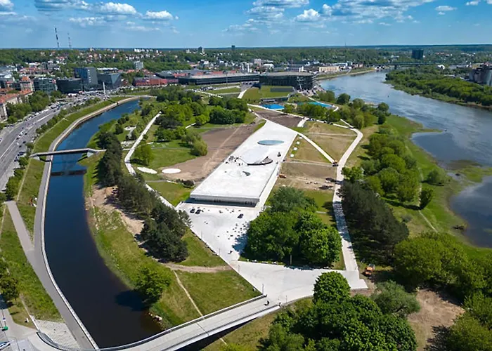 Vincent Heritage Appartments - Near Clinic, Arena And Stadium Daire