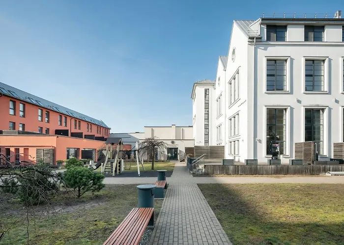 Vincent Heritage Appartments - Near Clinic, Arena And Stadium Daire