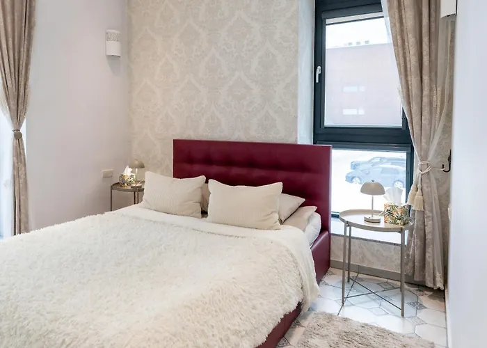 Daire Vincent Heritage Appartments - Near Clinic, Arena And Stadium